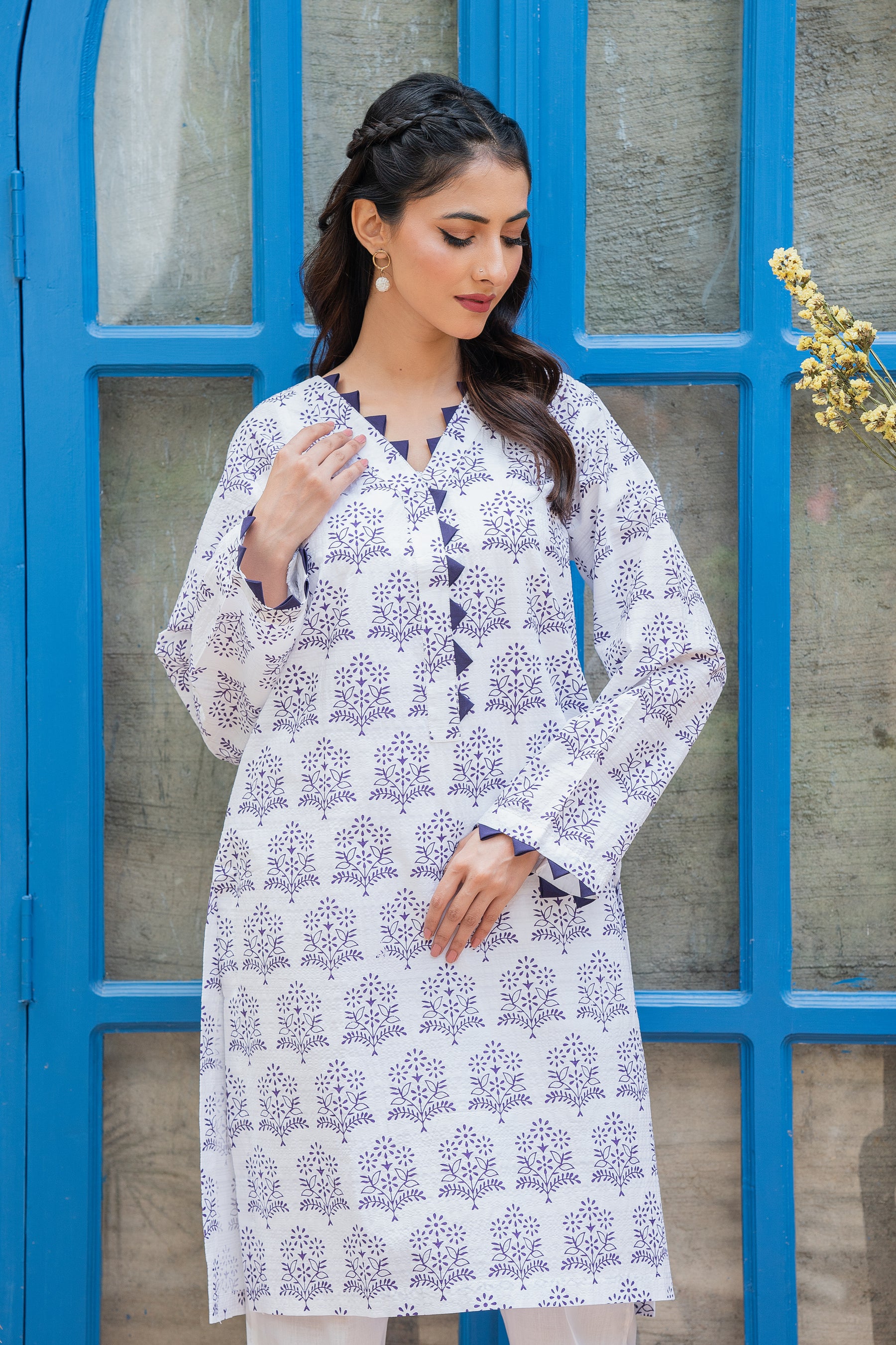 Jahan Ara - Lilac White (Stitched-Kurti)