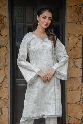 Jahan Ara - Ivory Enduring (2Pcs-stitched)